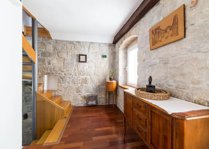 Mirula Πανσιόν