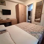 Mirula Vendégház Split