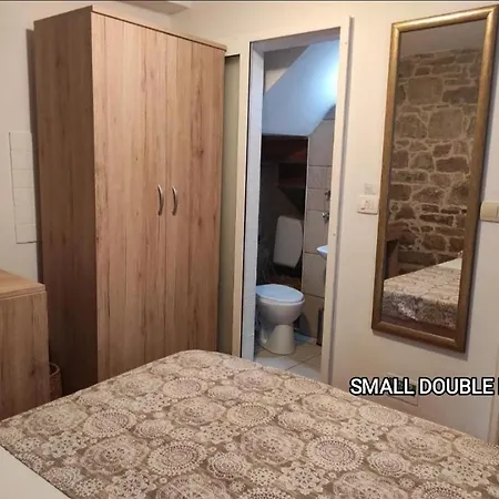 Konukevi Mirula Split