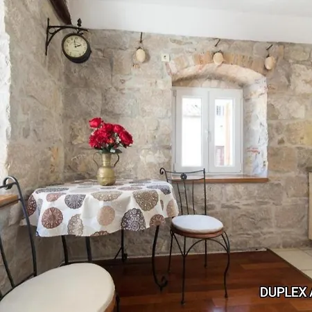 Konukevi Mirula Split