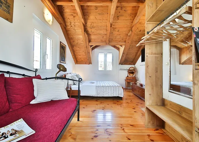 Πανσιόν Mirula 3*