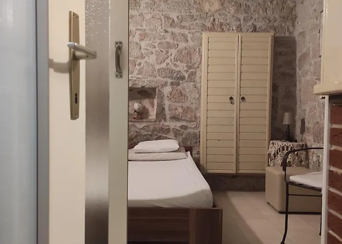 Πανσιόν Mirula