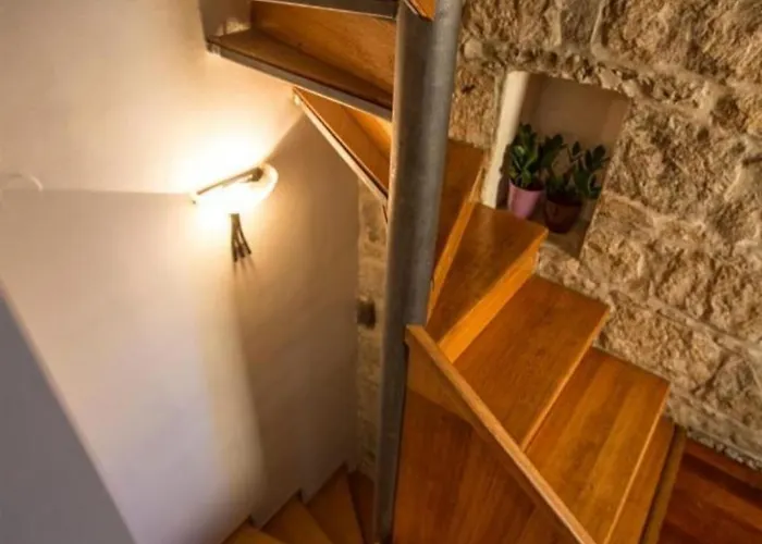 Mirula Πανσιόν